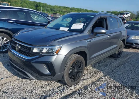 2024 Volkswagen Taos 1.5T Se из США, поврежденный, VIN 3VVEX7B2XRM124779